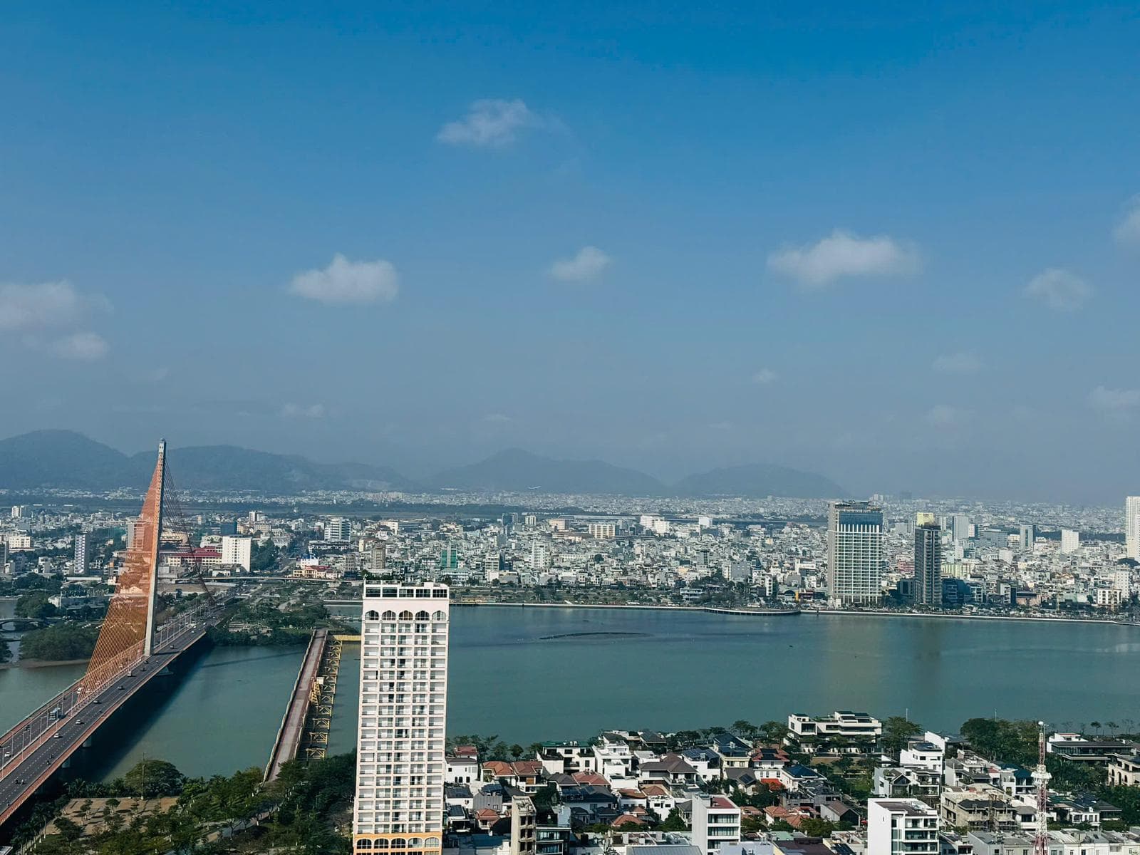 1 bedroom apartment on Panoma Building