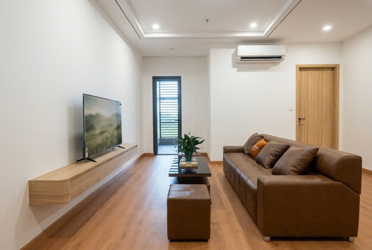 2 bedroom apartment on Ponte Building