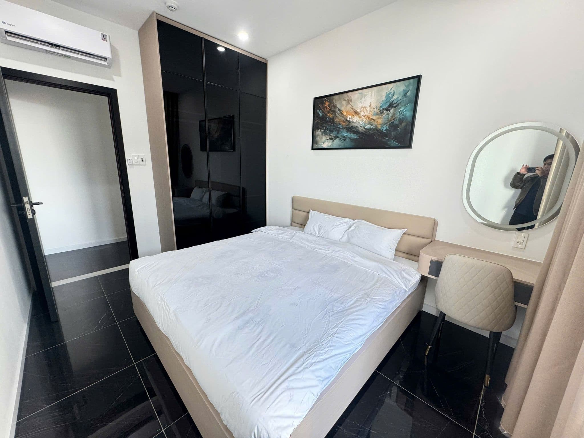 1 bedroom apartment on Hai Trieu Street