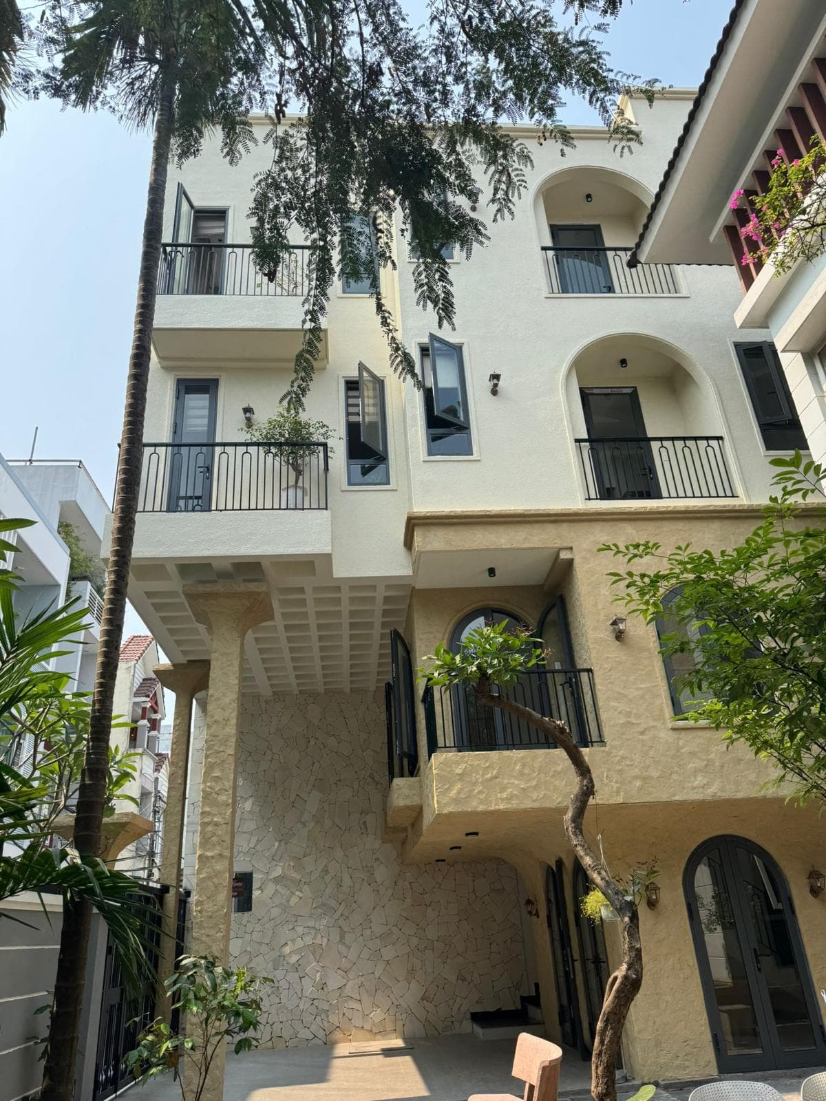 Studio on Dong Giang area